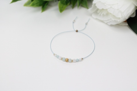 Pamiątka Pierwszej Komunii delikatna bransoletka Faith z dedykacją