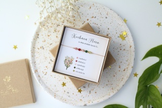 Prezent urodzinowy – bransoletka Bukiet Słów z personalizowaną dedykacją