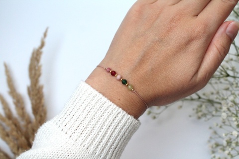 Prezent urodzinowy – bransoletka Bukiet Słów z personalizowaną dedykacją