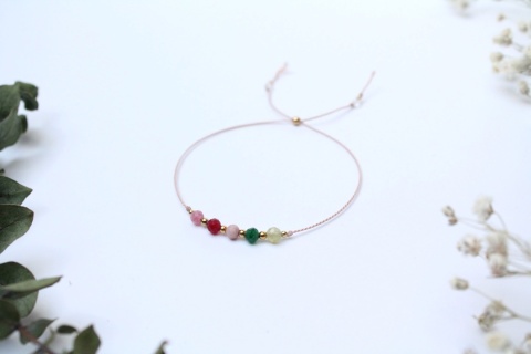 Prezent urodzinowy – bransoletka Bukiet Słów z personalizowaną dedykacją