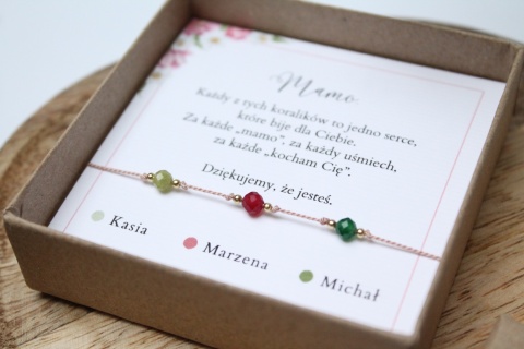 Zestaw prezentowy dla Mamy – bransoletka Hearts z dedykacją